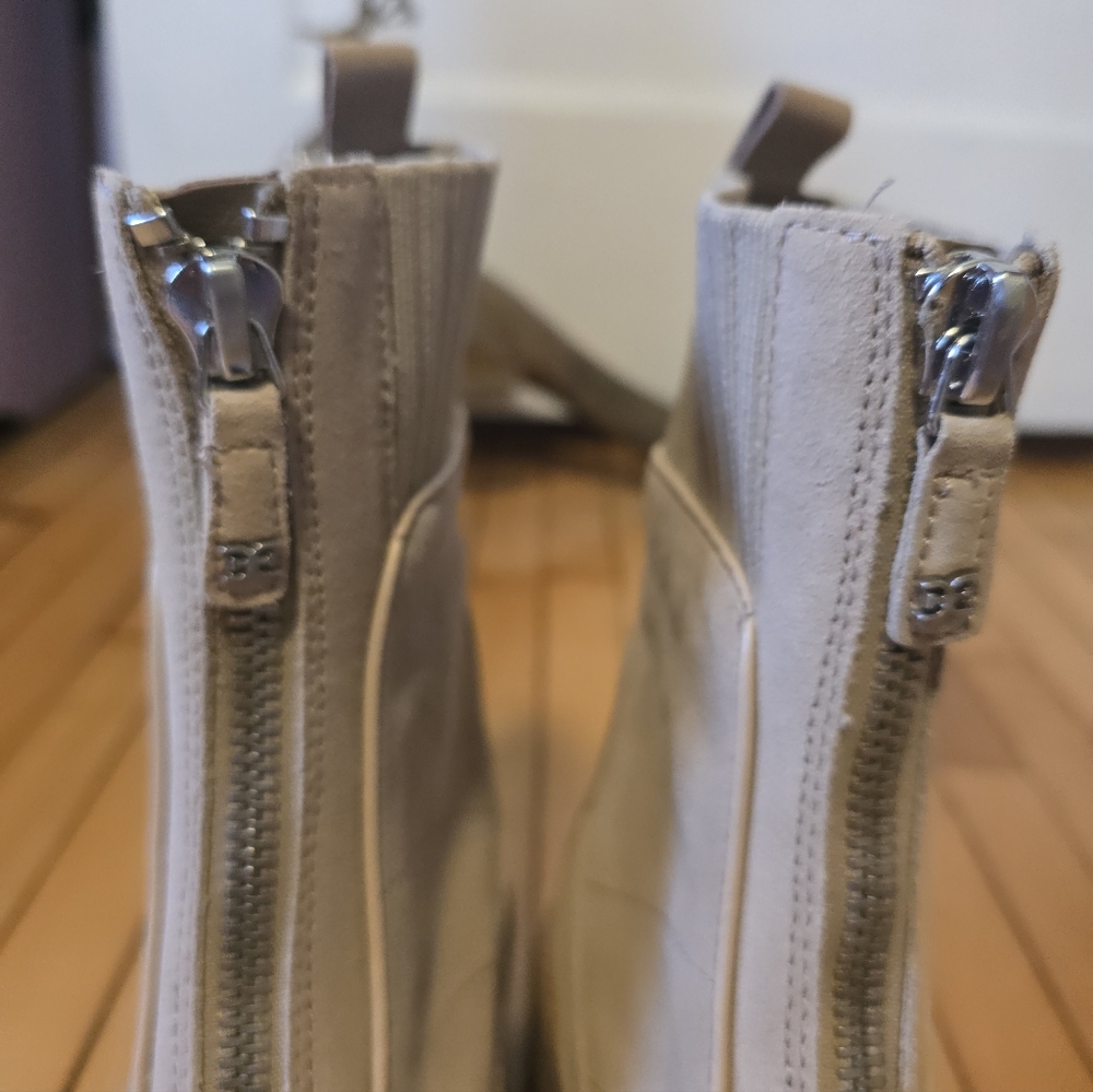 Sam Edelman Leone Lug Sole Chelsea Boot Sesame Tan Zip Up Size 7.5 - Picture 4 of 7